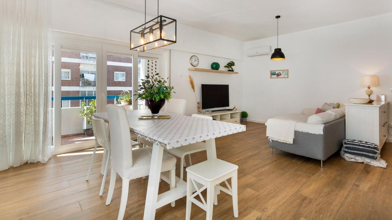 Faro Getaway W/ Big Balcony By Lovelystay ภายนอก รูปภาพ